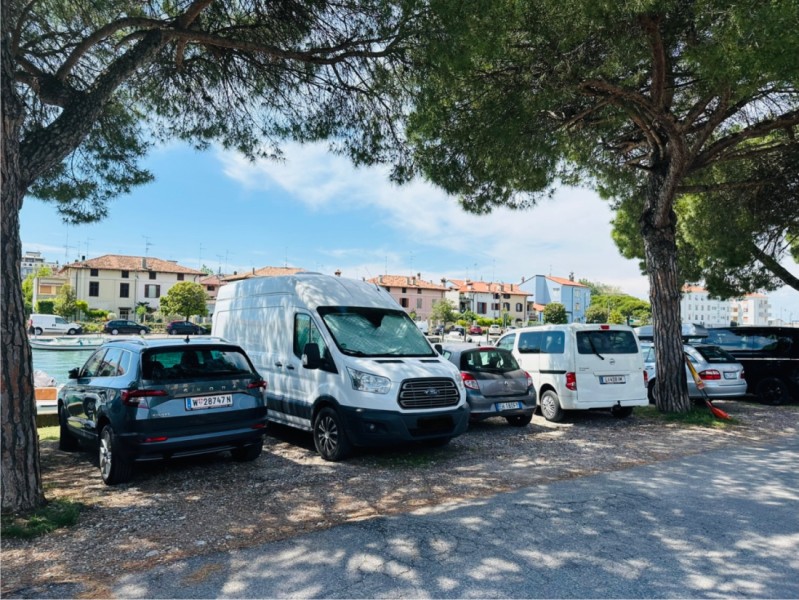 Ford Transit Van 2.2 TDCi Campingbus - Sköndal, Schweden