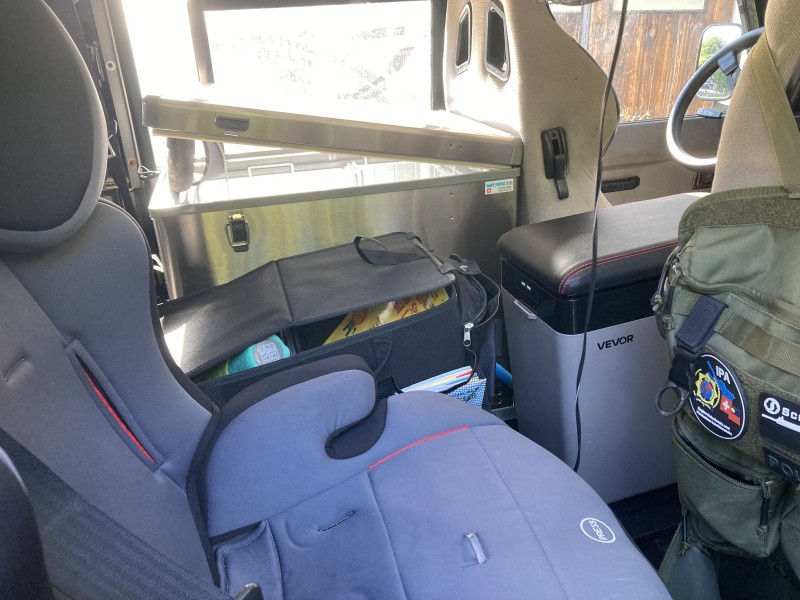 Land Rover Defender Anden camper - Steinmaur, Schweiz