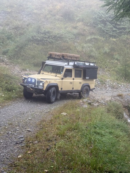 Land Rover Defender Anden camper - Steinmaur, Schweiz