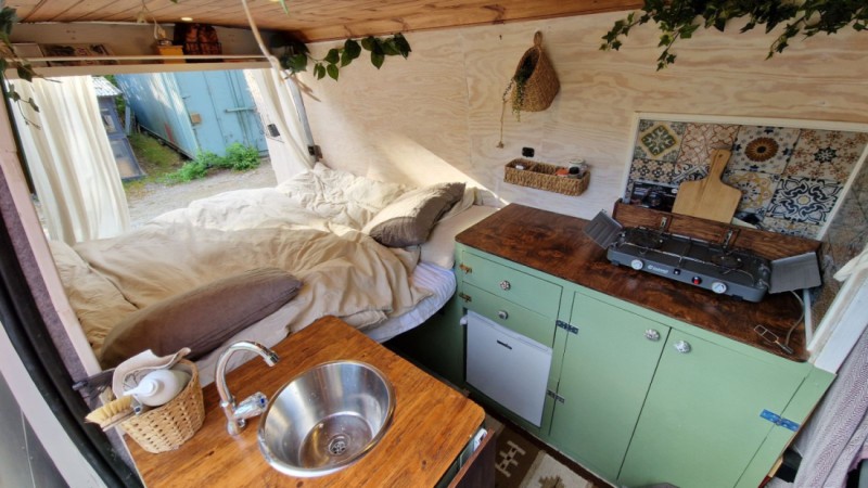 Nissan Interstar Van 2.5 dCi Campingbus - Nynäshamn, Schweden