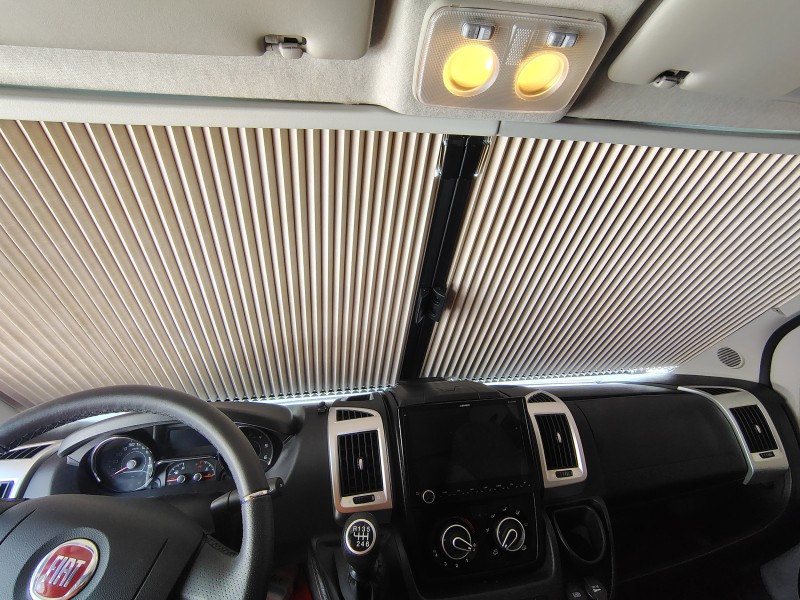 Carado carado t 447 clever edition Matkailuauto - Vallorbe, Sveitsi