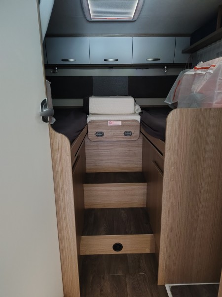 Carado carado t 447 clever edition Motorhome - Vallorbe, Switzerland