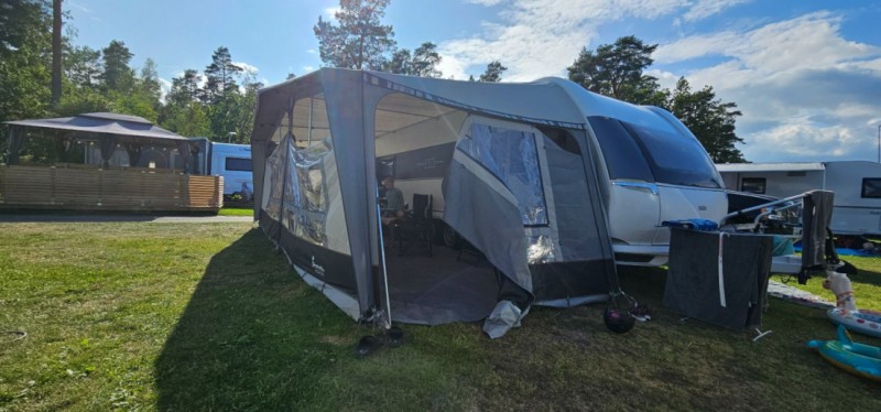 Hobby 650 KFU Prestige Wohnwagen - Tyresö, Schweden