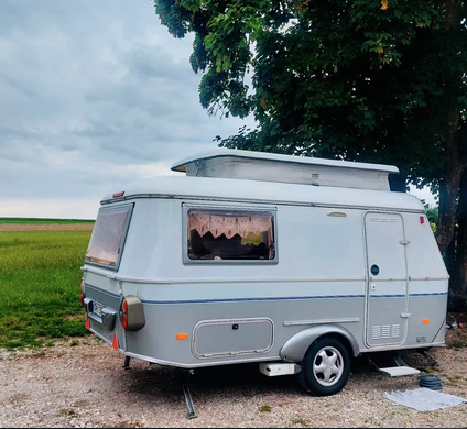 Eriba Touring 410 Wohnwagen - München, Trudering-Riem, Deutschland