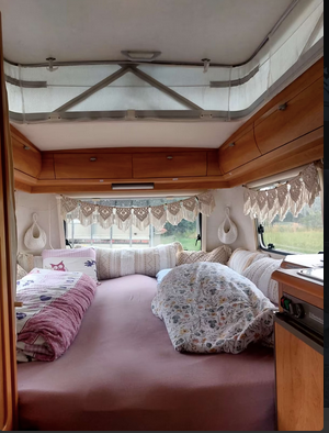 Eriba Touring 410 Wohnwagen - München, Trudering-Riem, Deutschland