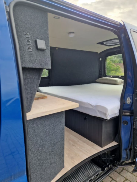 Toyota Hiace 4WD Campingbus - Ranheim, Norwegen