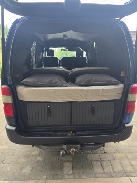 Toyota Hiace 4WD Campingbus - Ranheim, Norwegen