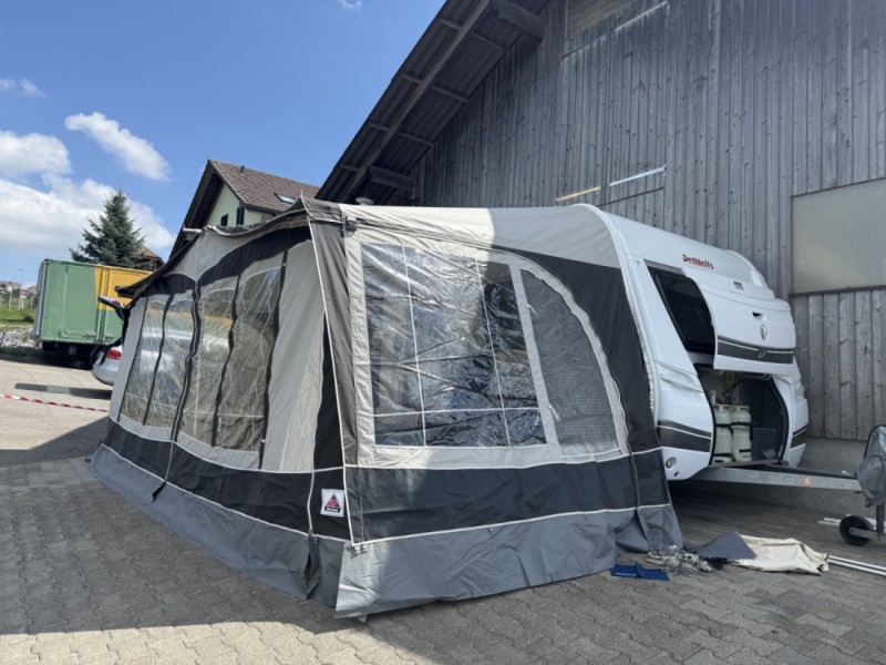 Dethleffs Camper Wohnwagen - Hämikon, Schweiz