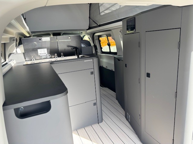 Ford Nugget L2 Campingbus - Champlan, Schweiz