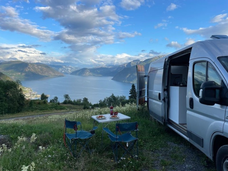 Fiat Ducato Campingbus - Liland, Norwegen