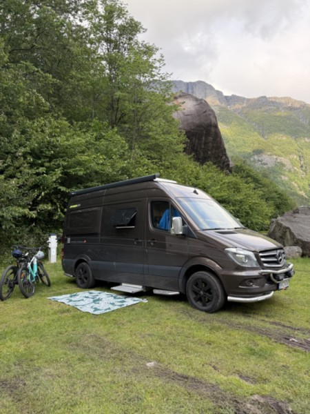 Mercedes-Benz Sprinter 3.5-T Umpikori 316 CDI Campingbus - Kaukonen, Finnland