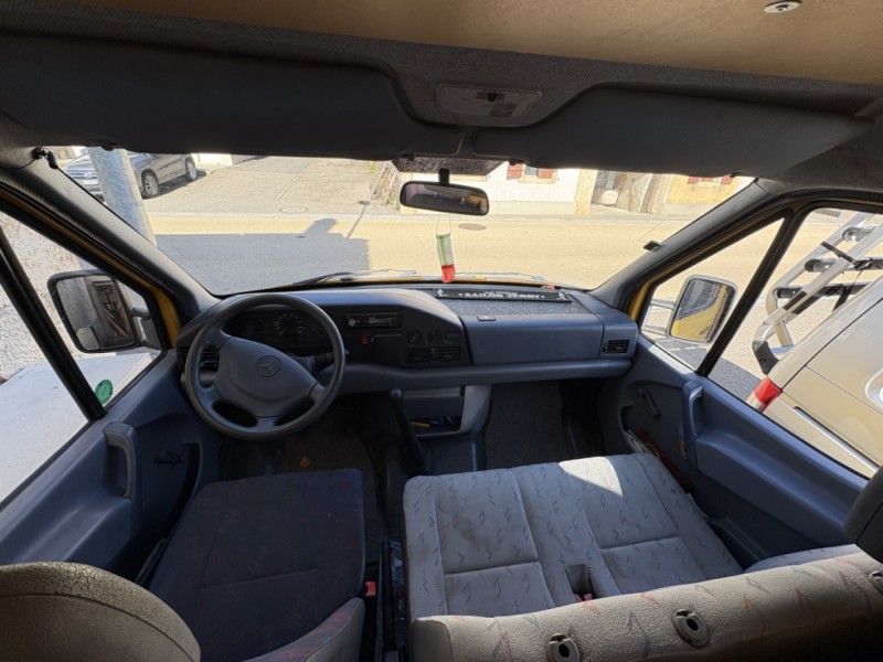 Mercedes Sprinter Campingbus - Lamboing, Schweiz