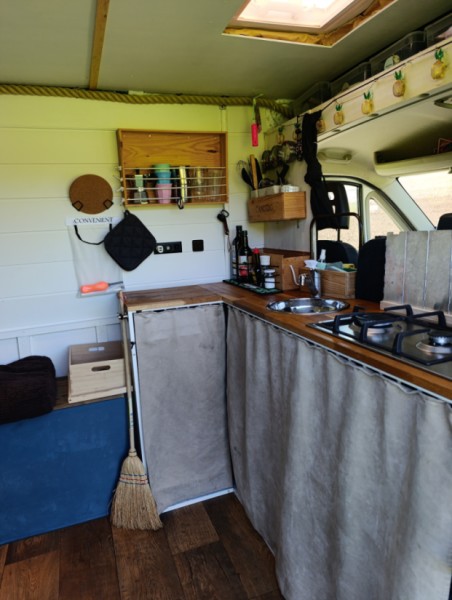 Peugeot Boxer Campingbus - Bienne, Schweiz