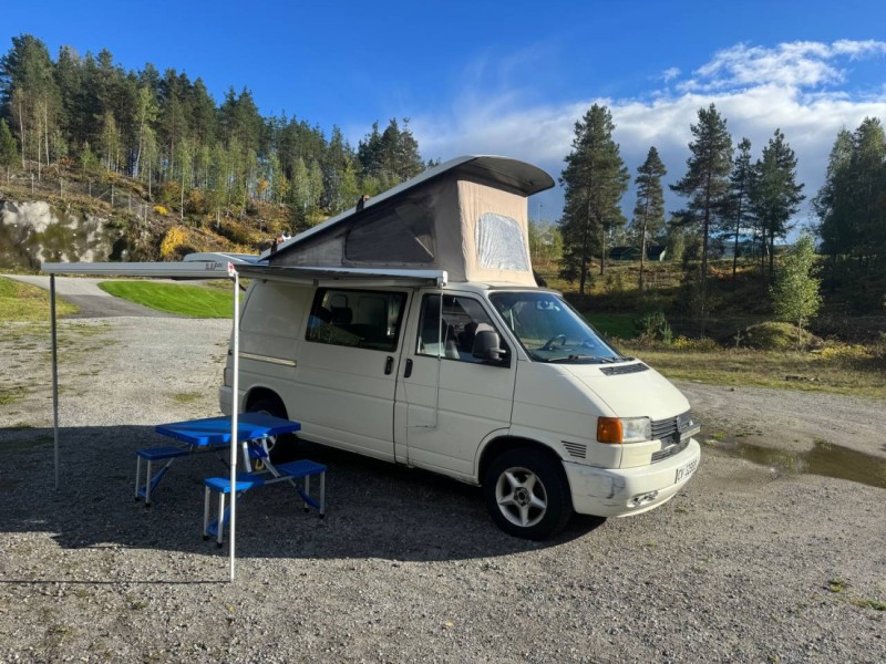 Volkswagen Transporter TDI Campingbus - Geithus, Norwegen