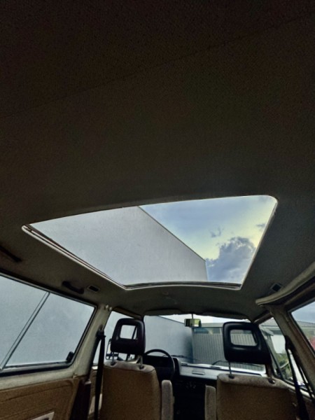 VW T3 CARAVELLE Campingbus - Vuadens, Schweiz