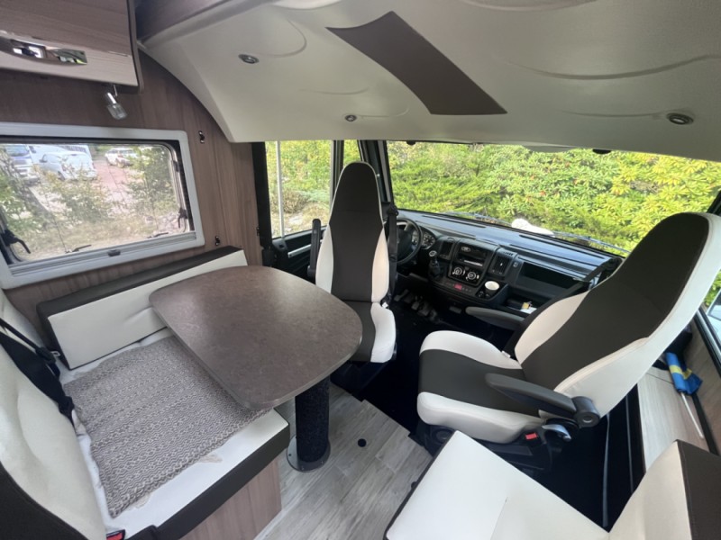 Pilote G600 Aventura Matkailuauto - Munka Ljungby, Ruotsi