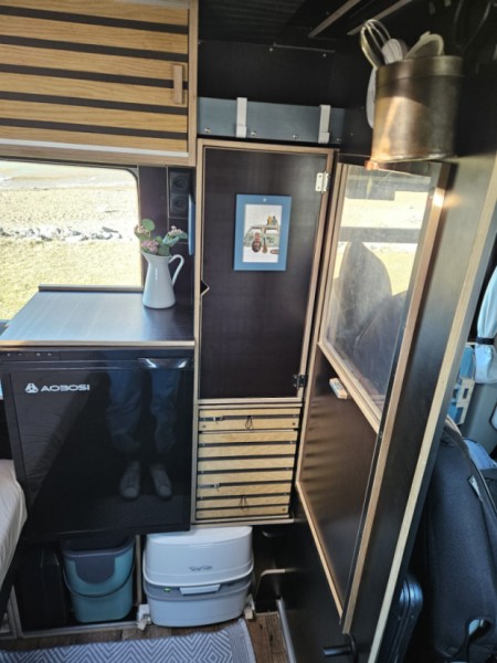 Nissan Interstar T39 150 Campingbus - Nassen, Schweiz
