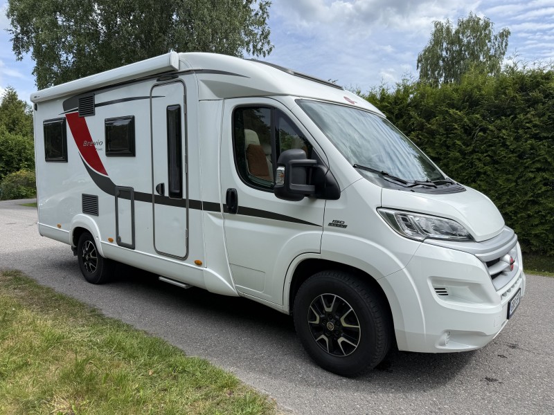 Bürstner Gmbh BT6461 Matkailuauto (Sa) 3OV 2287CM3 A Wohnmobil - Tampere, Finnland