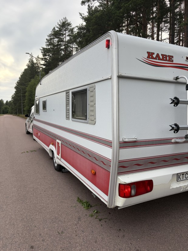 Kabe Ametist GLE KS Campingvogn - Deje, Sverige