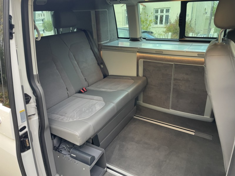 VW VW California Ocean 2.0 TDI DSG (204 hk) Campingbus - Valby, København, Dänemark