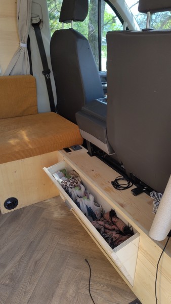 VW Crafter Bybobil - Lausanne, Sveits