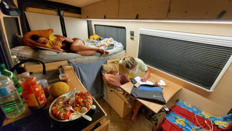 VW Crafter Campingbus - Lausanne, Schweiz
