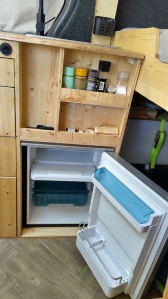 VW Crafter Campingbus - Lausanne, Schweiz