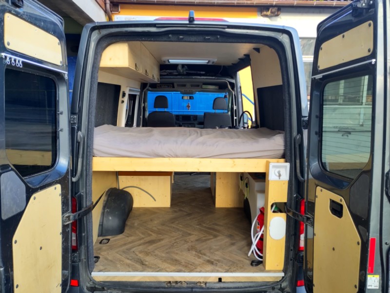 VW Crafter Campingbus - Lausanne, Schweiz
