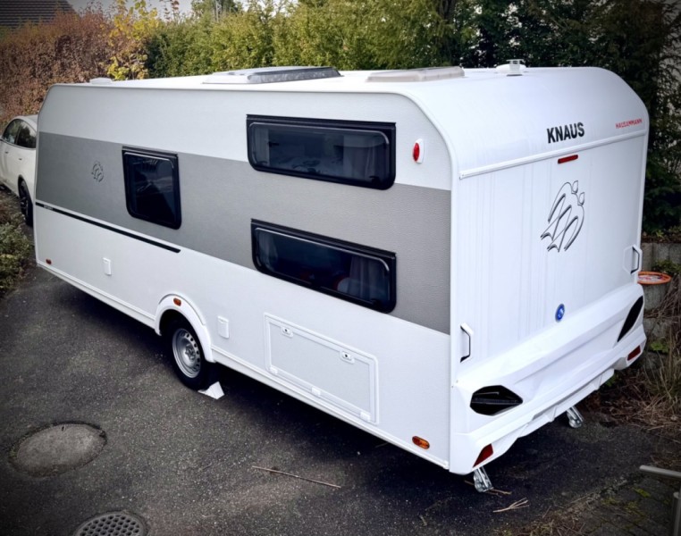 Knaus Sport 500 KD Wohnwagen - Kloten, Schweiz
