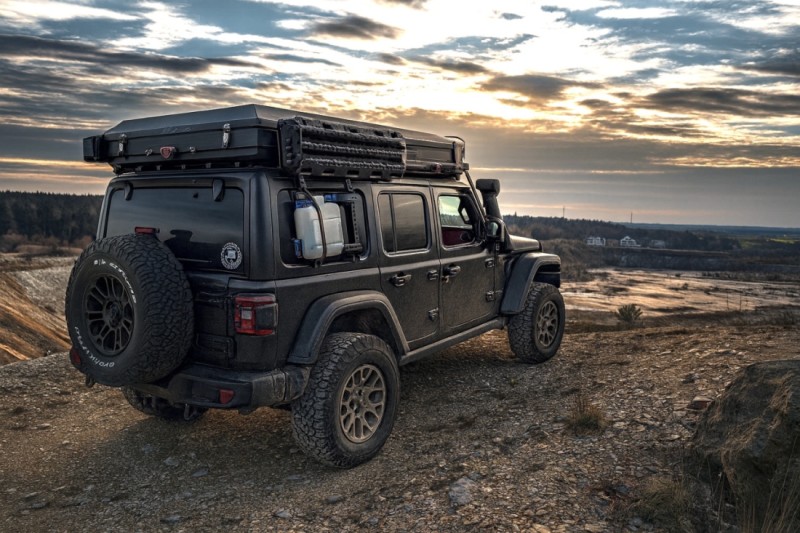 Jeep Wrangler Rubicon Campingbus - Wolfschlugen, Deutschland
