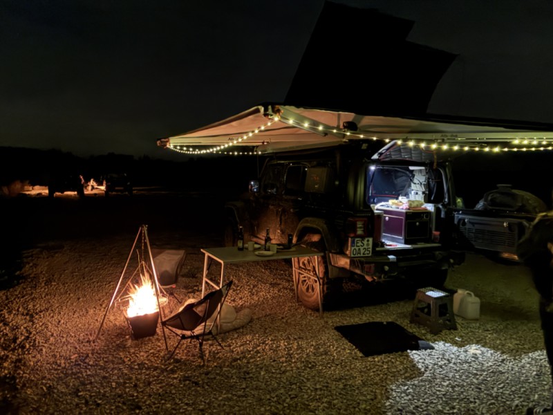 Jeep Wrangler Rubicon Campingbus - Wolfschlugen, Deutschland