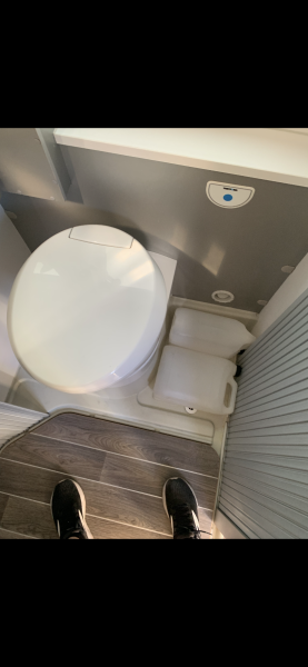 Adria Twin 600 SPT Camping-car - Linköping, Suède