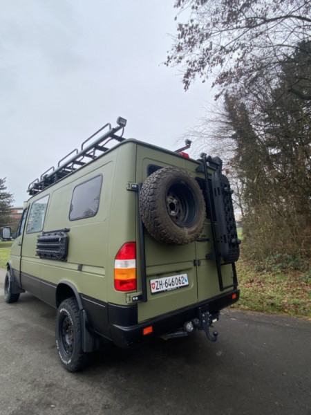 Mercedes Sprinter 4x4 Campingbus - Kloten, Schweiz