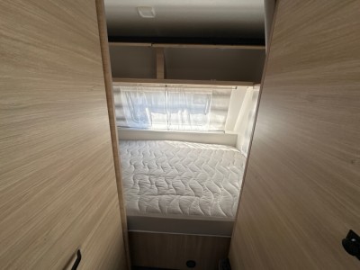 Caravelair Alba 426 Family Style Wohnwagen - Corgémont, Schweiz