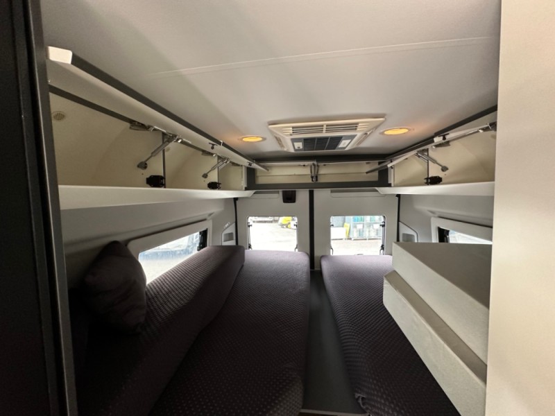 Adria Twin Sports 640 SLB Husbil - Corgémont, Schweiz