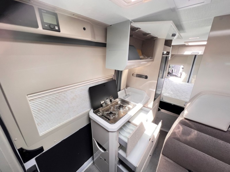 Karmann Mobil Davis 590 Lifestyle Husbil - Corgémont, Schweiz