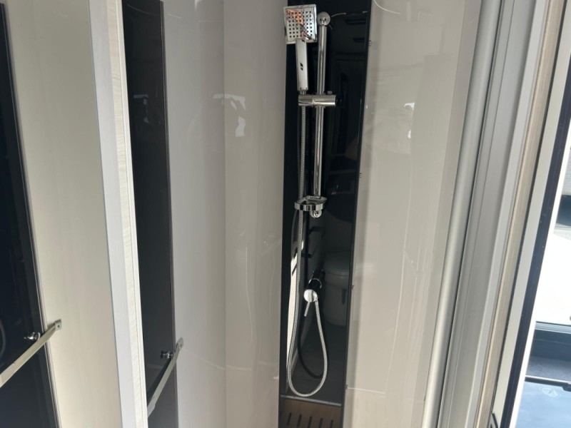 Chausson 640 Titanium Ultimate Wohnmobil - Corgémont, Schweiz
