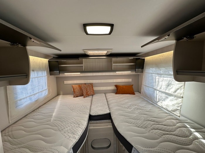 Chausson 777 Titanium Ultimate Wohnmobil - Corgémont, Schweiz