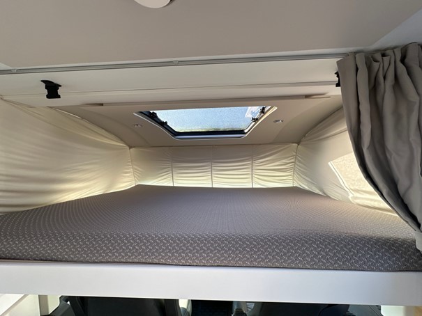 Adria Sonic Plus 600 SL Husbil - Corgémont, Schweiz