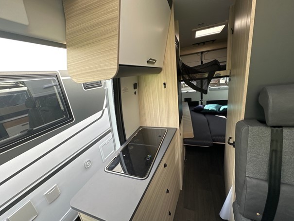 Sunliving V65 XL Campingbus - Corgémont, Schweiz