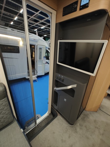 Adria Matrix 670 SL 2.2 Mjet Wohnmobil - Akaa, Finnland