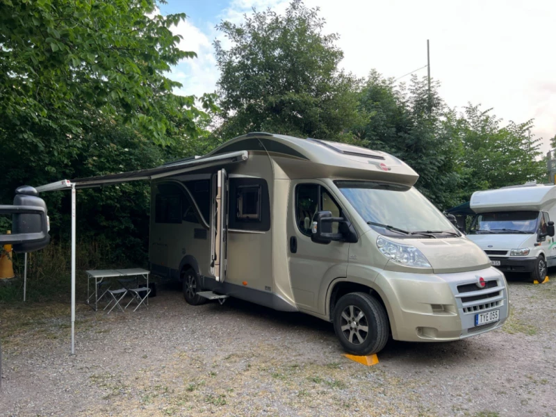 Bürstner Ixeo 664 Wohnmobil - Skogstorp, Schweden