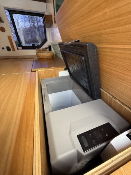Opel vivaro Campingbus - Grandvillard, Schweiz
