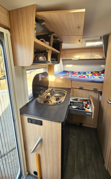 Sunlight V60 Wohnmobil - Pully, Schweiz