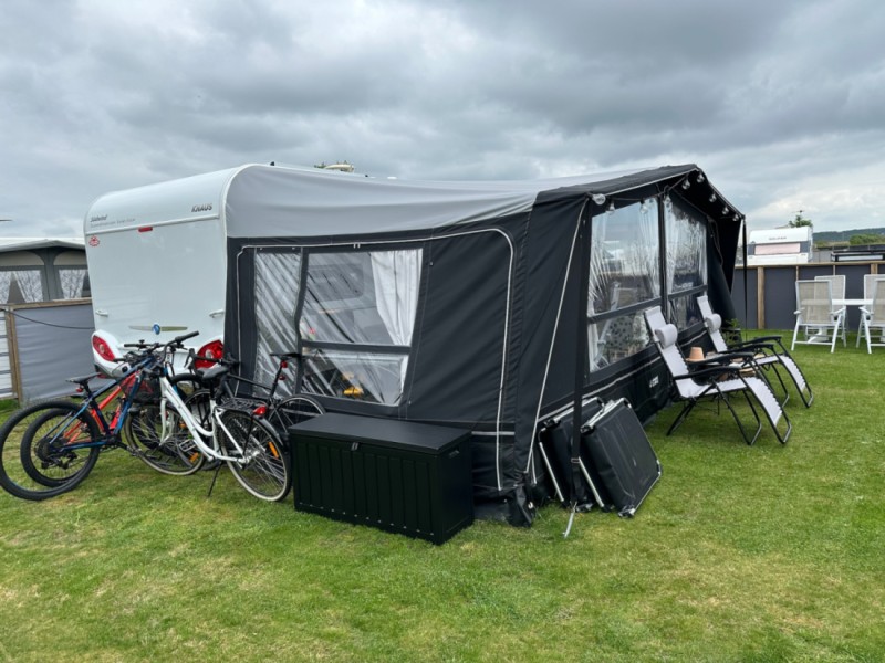 Knaus Scandinavian Selection 590 UK Wohnwagen - Alingsås, Schweden