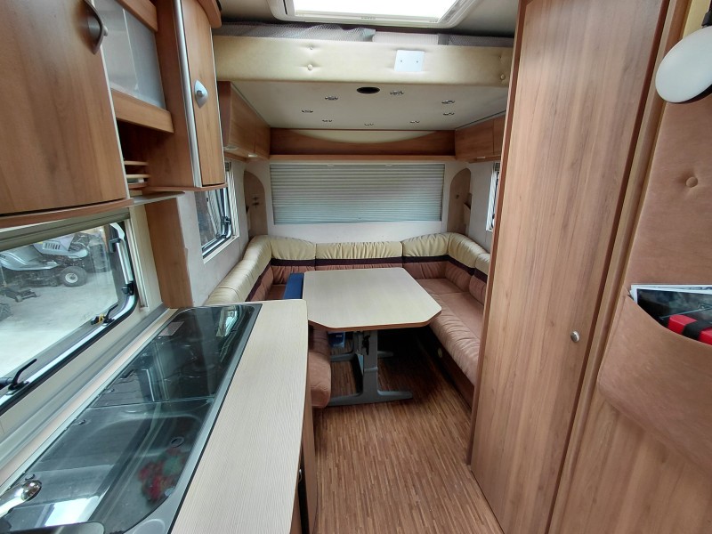 Bürstner Averso 440TK Wohnwagen - Rickenbach, Schweiz