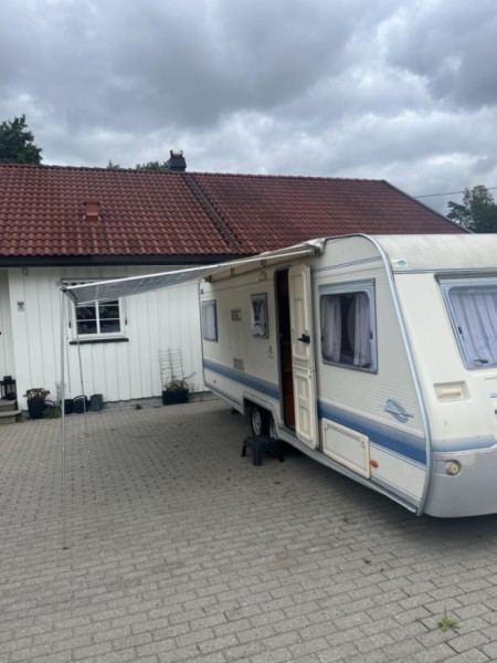 Adria 613 UL Wohnwagen - Halden, Norwegen
