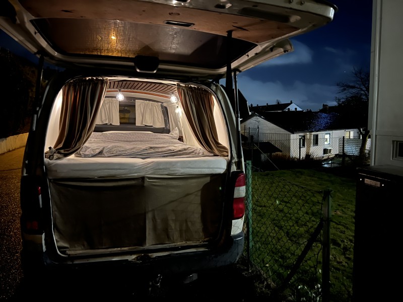 TOYOTA HIACE 4WD Campervan - Bergen, Norge