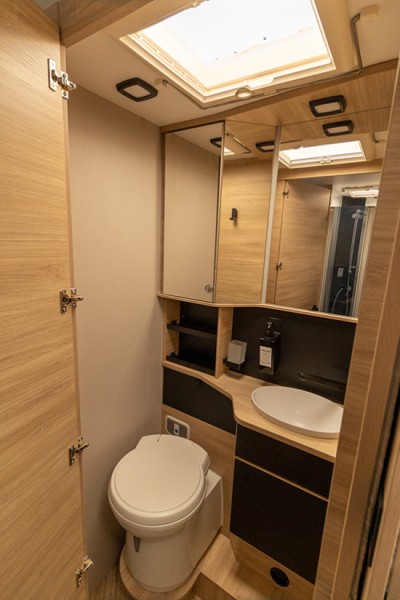 Challenger 384 Wohnmobil - Offenburg, Deutschland