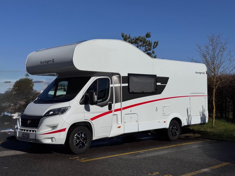 Fiat Capron Wohnmobil - Ecublens, Schweiz